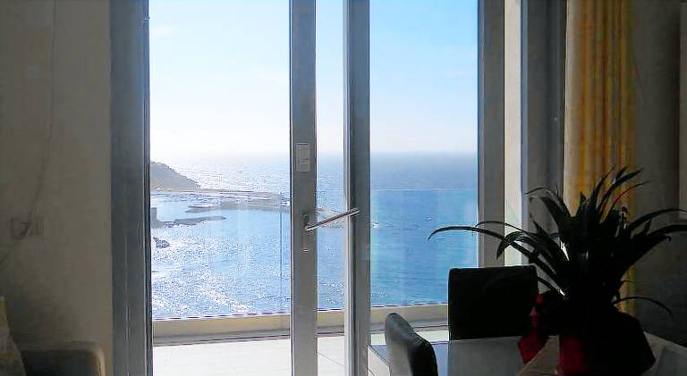 Holiday apartment with pool — photo 3