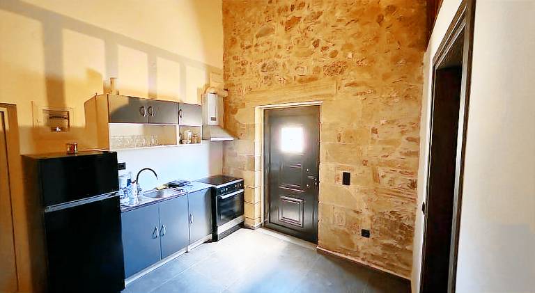 Vacation home with yard & patio — photo 3