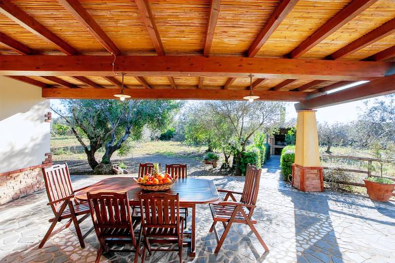 Pet-friendly Holiday Apartment "Tipica Casa di Campagna - Orosei" with Terrace & Shared Garden — photo 2