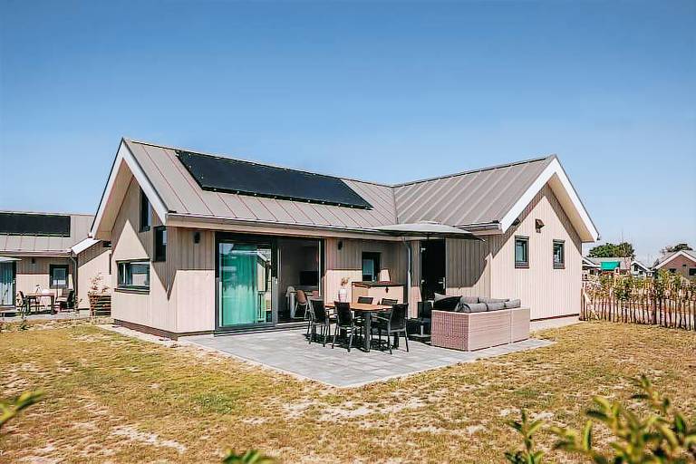 6 person Lodge 3 lodge6c