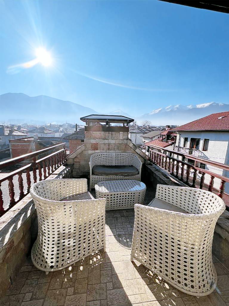 Velinov Boutique Hotel with Free Shuttle — photo 2