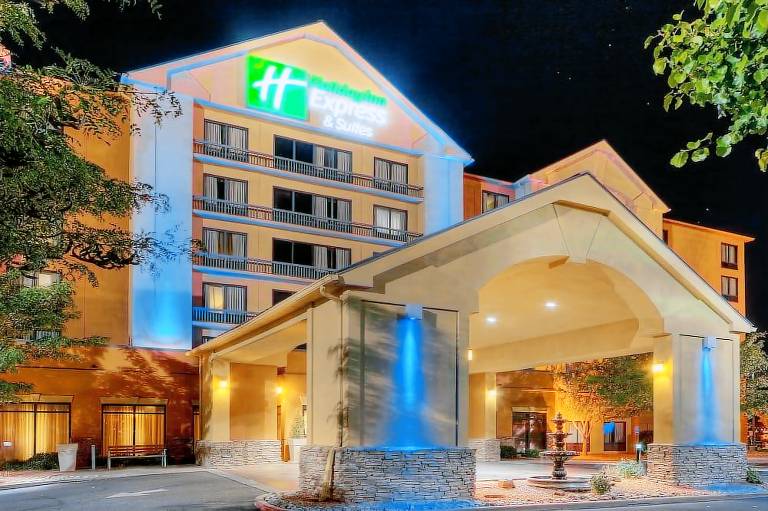 Holiday Inn Express Hotel & Suites Albuquerque Midtown by IHG