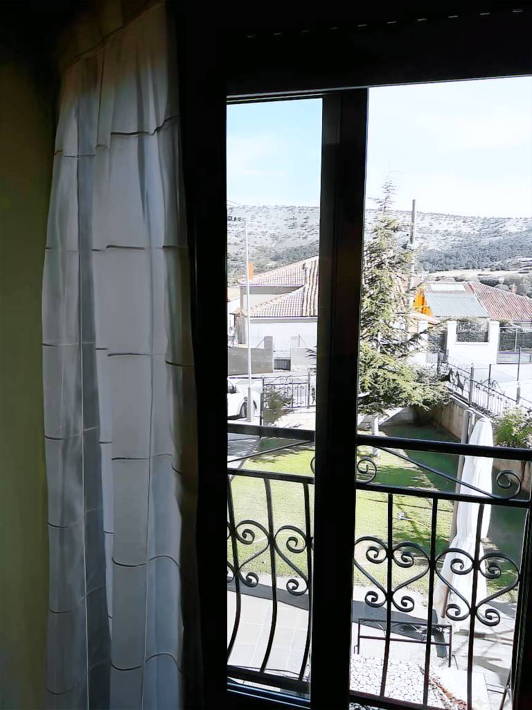 Apartment 'La Casa Nueva' with Balcony, Wi-Fi and Air Conditioning in León
