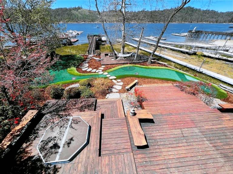 House Bass Lake