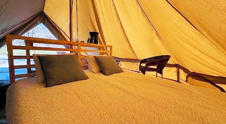 Bell tent — photo 2