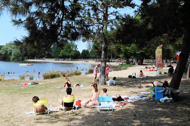 Campsite Le Rochat-Belle-Isle - TRIO mobile home on the riverbank 6 people — photo 5