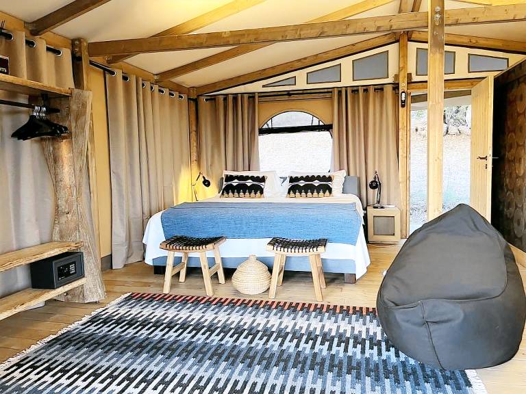 Luxury Tented Cabin with Jacuzzi and Beautiful Toscana Views in Italy — photo 4