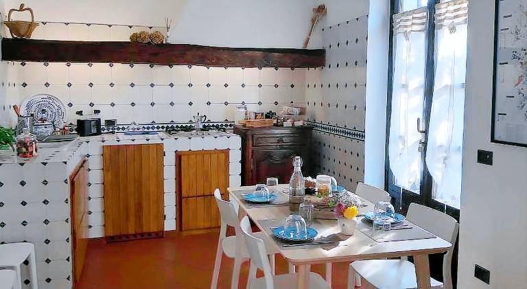 Vacation home with 2 rooms for 9 persons in Neive