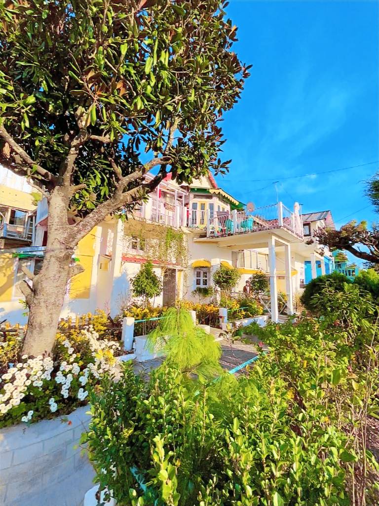 Holiday apartment with garden — photo 3