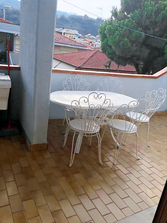 Rental apartment with 4 rooms for 14 persons — photo 3