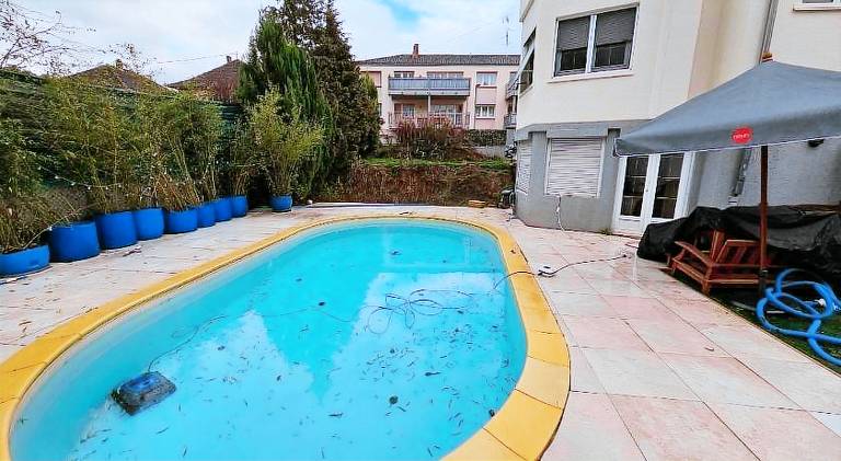 Holiday apartment with pool — photo 4