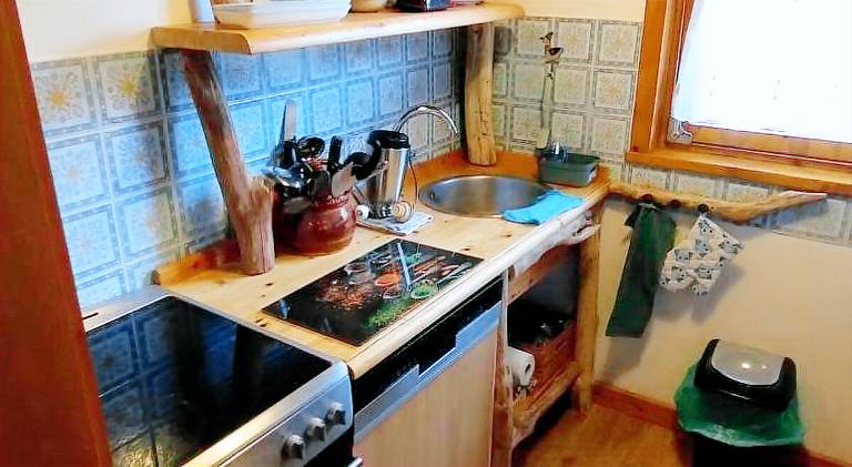 Vacation home with garden & patio — photo 4