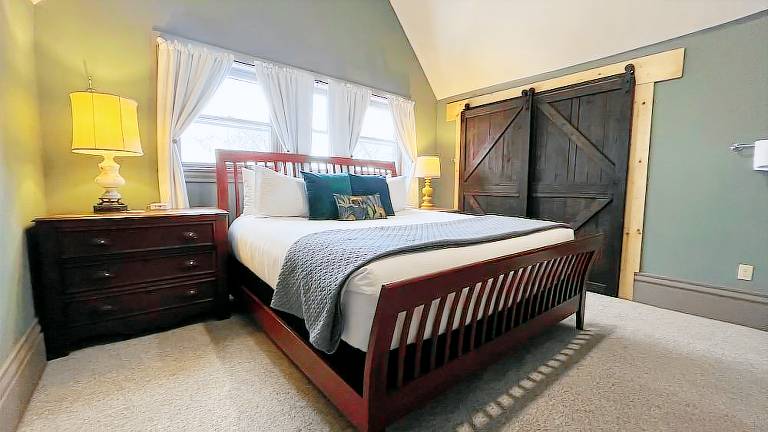 Accommodation  Lakewood