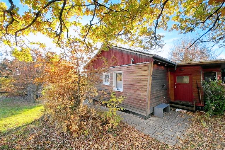 Cottage with garden, barbecue & hot tub — photo 2