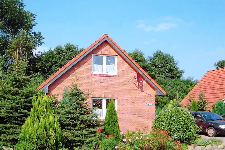 Child-friendly lovely house with BBQ, patio & garden | Pet-friendly in Papenburg