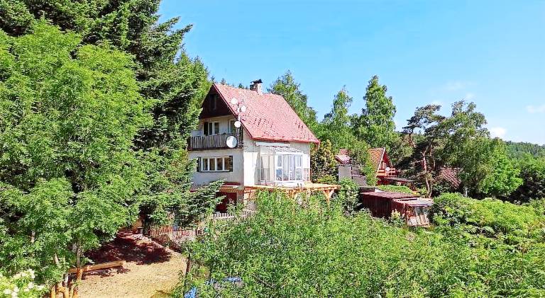 Pleasant villa with pool | Pets are welcome in Plzen