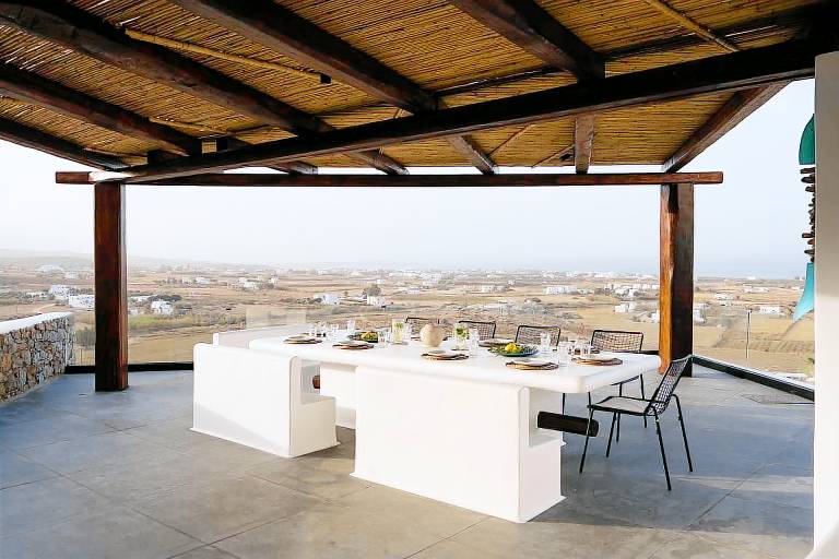 Villa with garden, private pool & fast internet | Beach view — photo 2