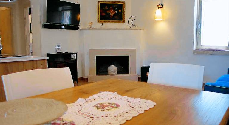 Villa with jacuzzi — photo 4