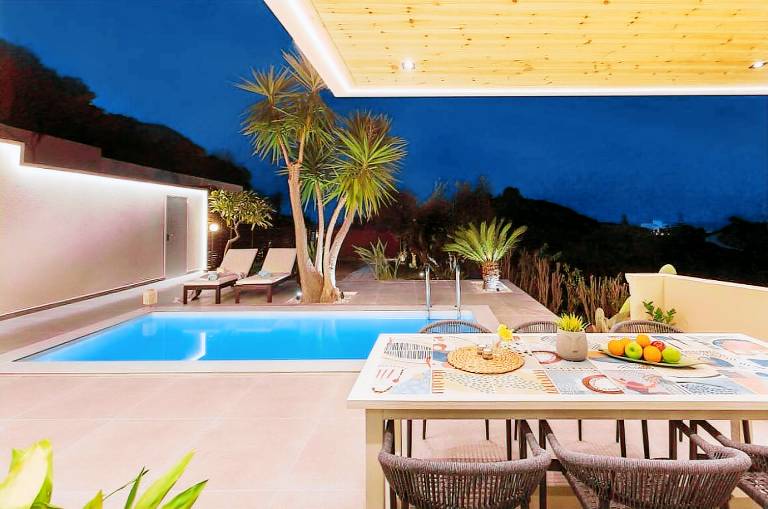 Cottage  Platanias