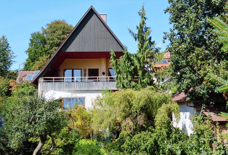 Ferienwohnung Lahr mit Privatterrasse Balkon und WLAN