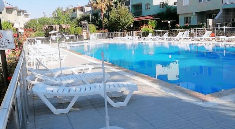 Villa with private pool, terrace & garden — photo 4