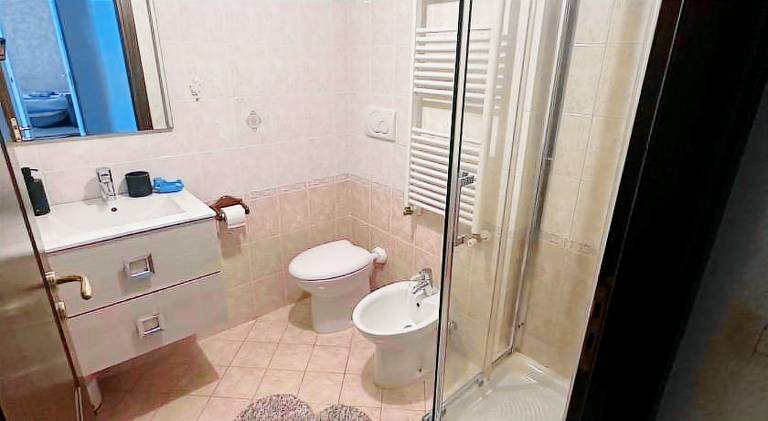 Rental apartment with patio & pool — photo 2
