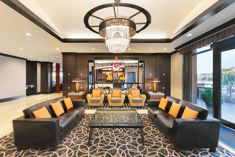 Coast Victoria Hotel & Marina by APA — photo 4