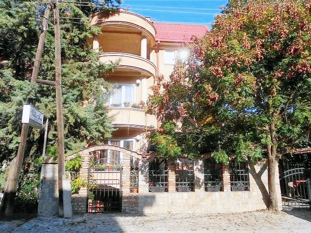 House  Skopje
