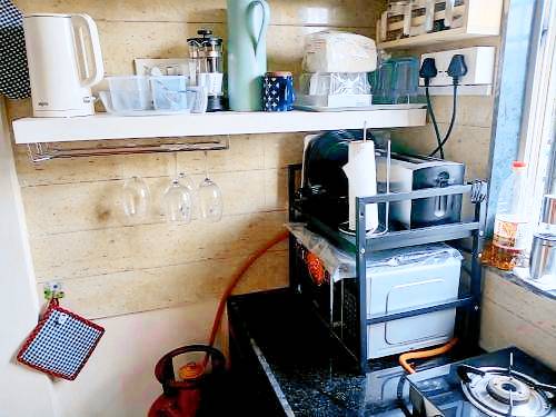 Holiday apartment with yard — photo 4