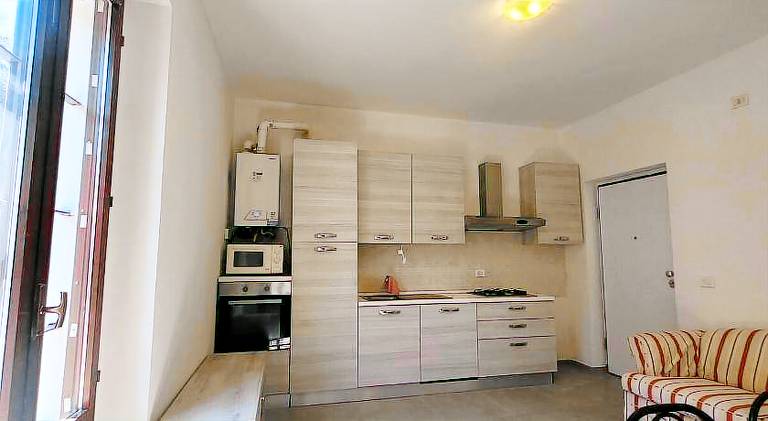 Apartment with 1 room for 4 persons — photo 3