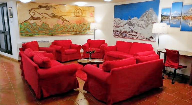 Serviced apartment with jacuzzi, sauna & terrace — photo 2