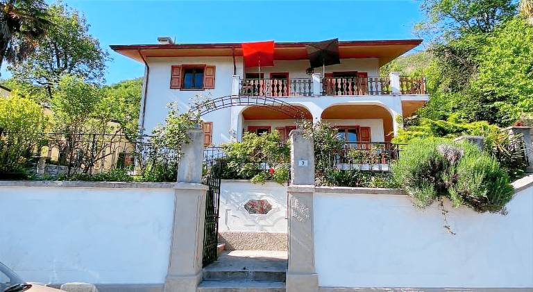 Holiday apartment with barbeque, garden & patio in Pordenone