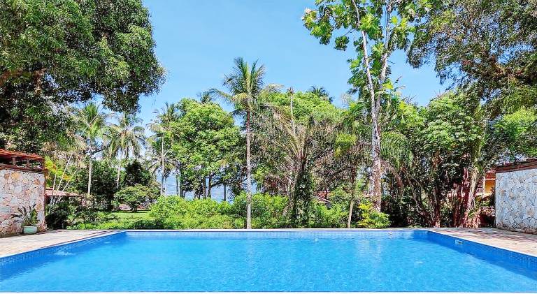 Villa with yard & pool | Close to the beach | Pets are welcome — photo 5