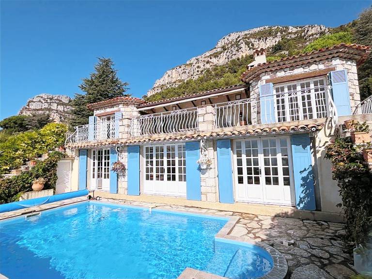 Villa Carros