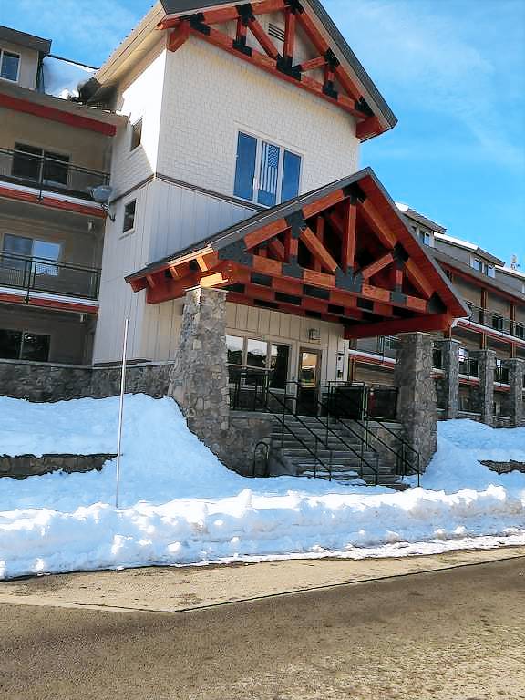 Condo Government Camp