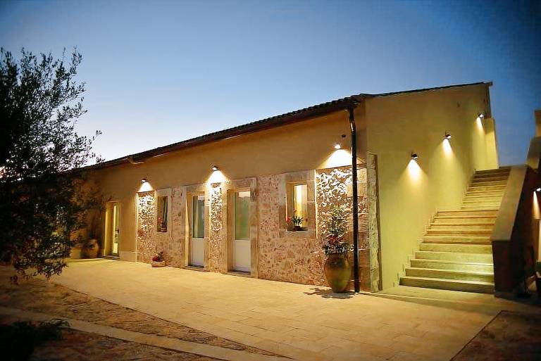Bauernhof in Palazzolo Acreide für max. 2 Personen Bauernhof in Palazzolo Acreide für max. 2 Personen