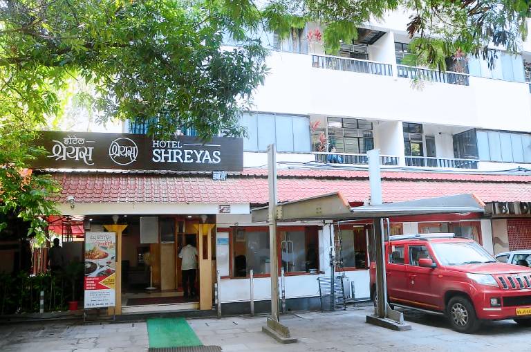 Hotel Shreyas