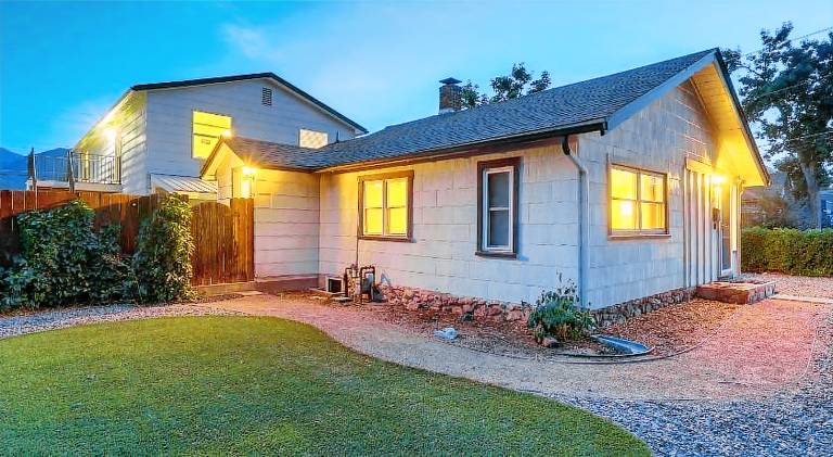 Holiday apartment | Perfect for remote work | Pets allowed in Colorado Springs, CO