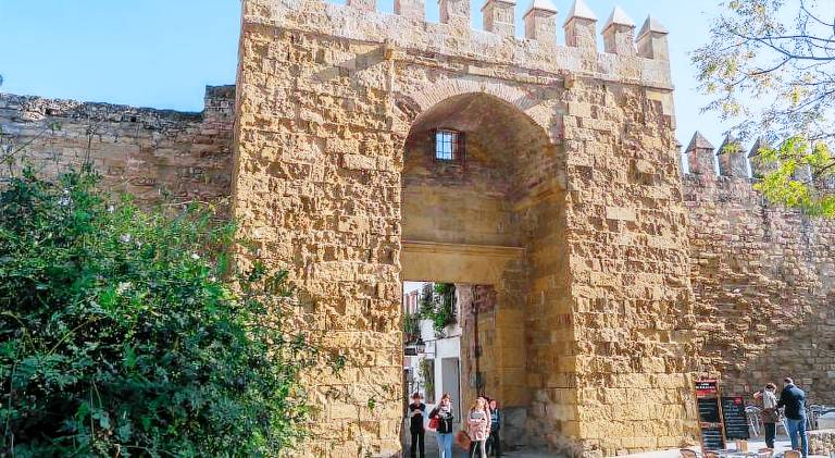 Apartment | Close to Mosque–Cathedral of Córdoba | Perfect for remote work in Córdoba