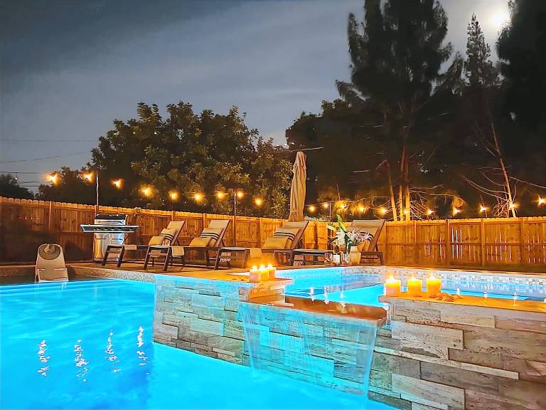 Fox Garden Heated Pool Spa Boho Downtown & Beach