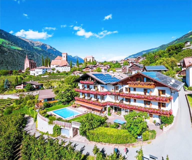 Apartment "Gartenheim Franz" with Mountain View, Shared Pool & Wi-Fi — photo 2