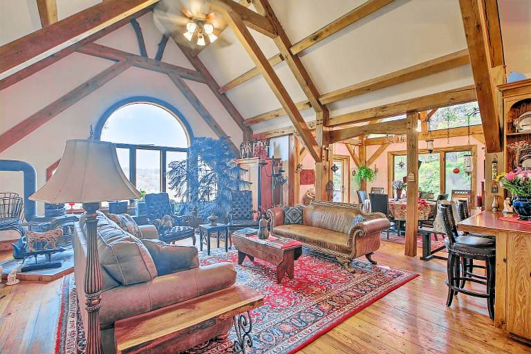 Serene Apt Along James River w BBQ & Gazebo