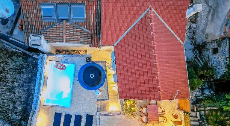 Beautiful villa with pool | Pets allowed in Tucepi