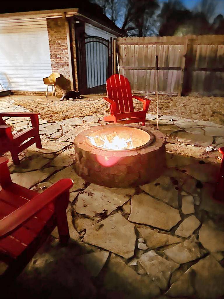 Child-friendly vacation home with yard | Pets are welcome — photo 5