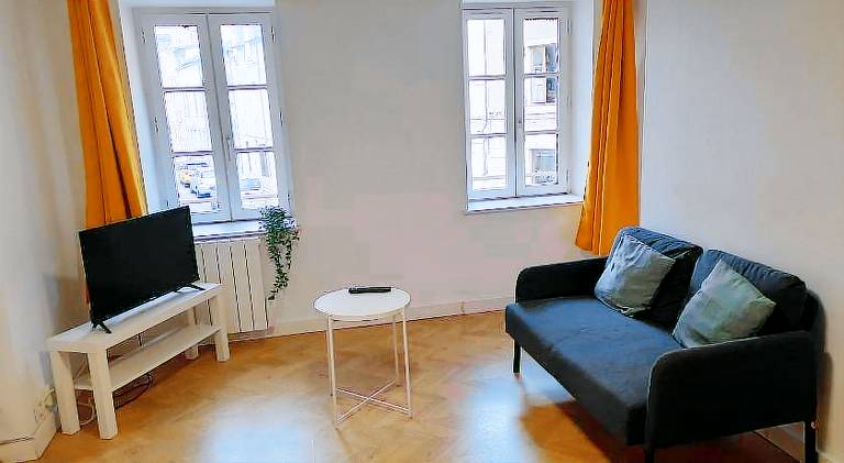 Rental apartment with 1 room for 2 persons in Dijon