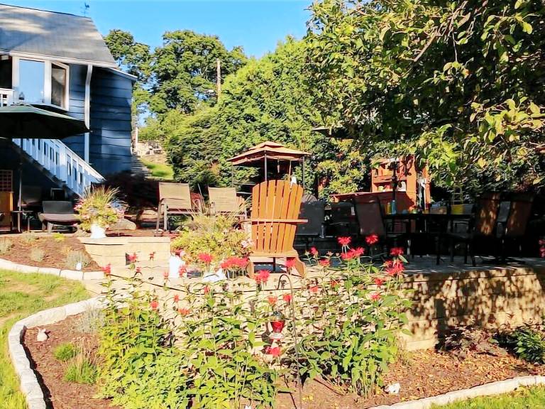 Cottage  Brookfield