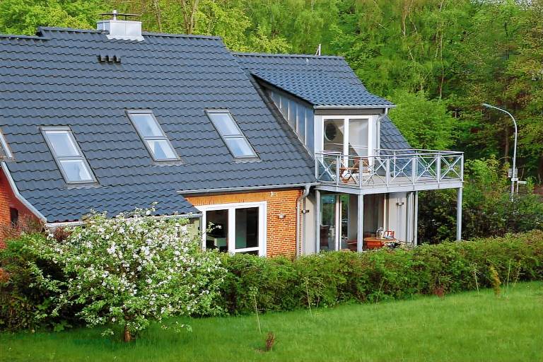 Fully equipped charming house with grill & garden | Beach nearby | Pet-friendly in Gluecksburg