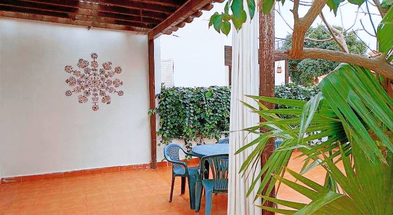 Beautiful apartment with terrace, garden & pool | Close to the beach | Pets are welcome — photo 4