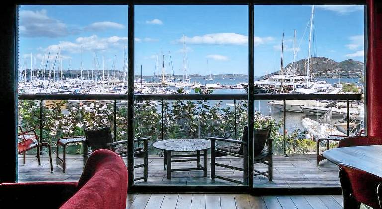 Apartment with patio in Porto-Vecchio