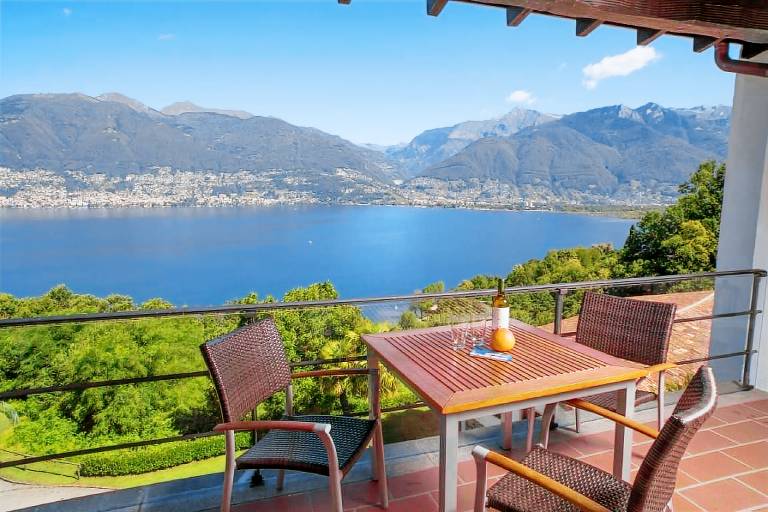 Ferienwohnung in Vira (Gambarogno), Piazzogna für max. 3 Gäste